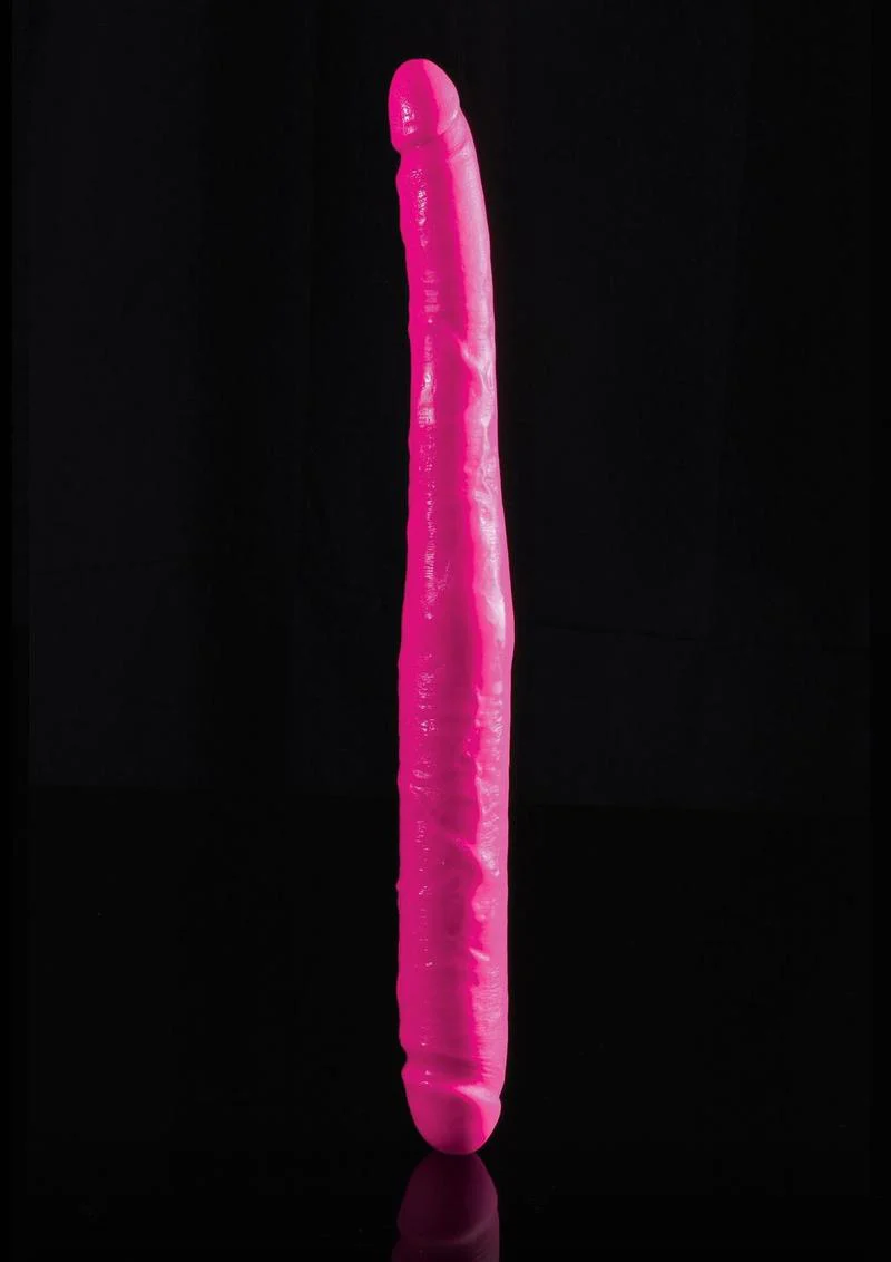 Dillio Double Dillio – Realistic Dual-Ended Dildo - Image 3