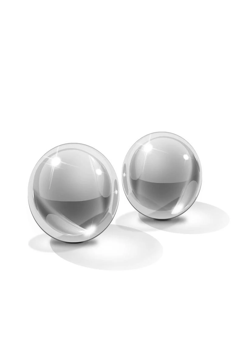 Icicles No 42 Hand Blown Glass BenWa Balls - Image 2