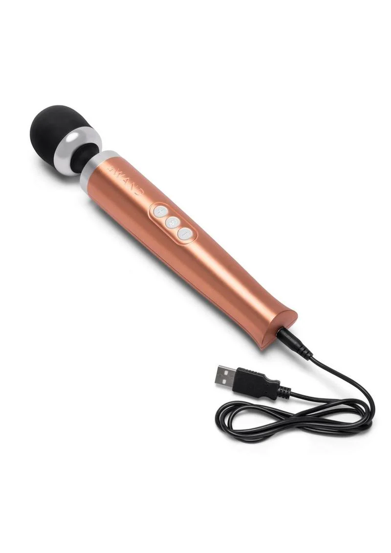 leWAND Die Cast Rechargeable Vibrating Massager - Image 6