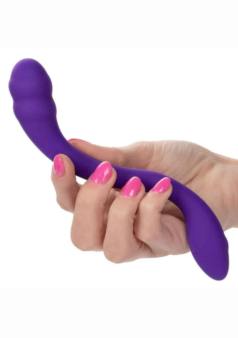Pretty Little Wands Charmer Silicone 10-Speed Rechargeable Vibrator - Image 3