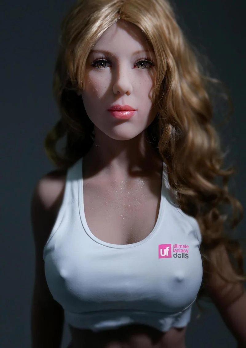 Ultimate Fantasy Life-Size Posable Mandy Love Doll - Image 3
